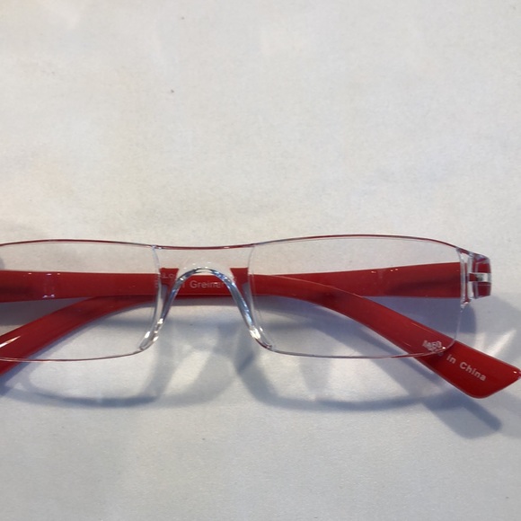 Reading Glasses - Picture 3 of 5